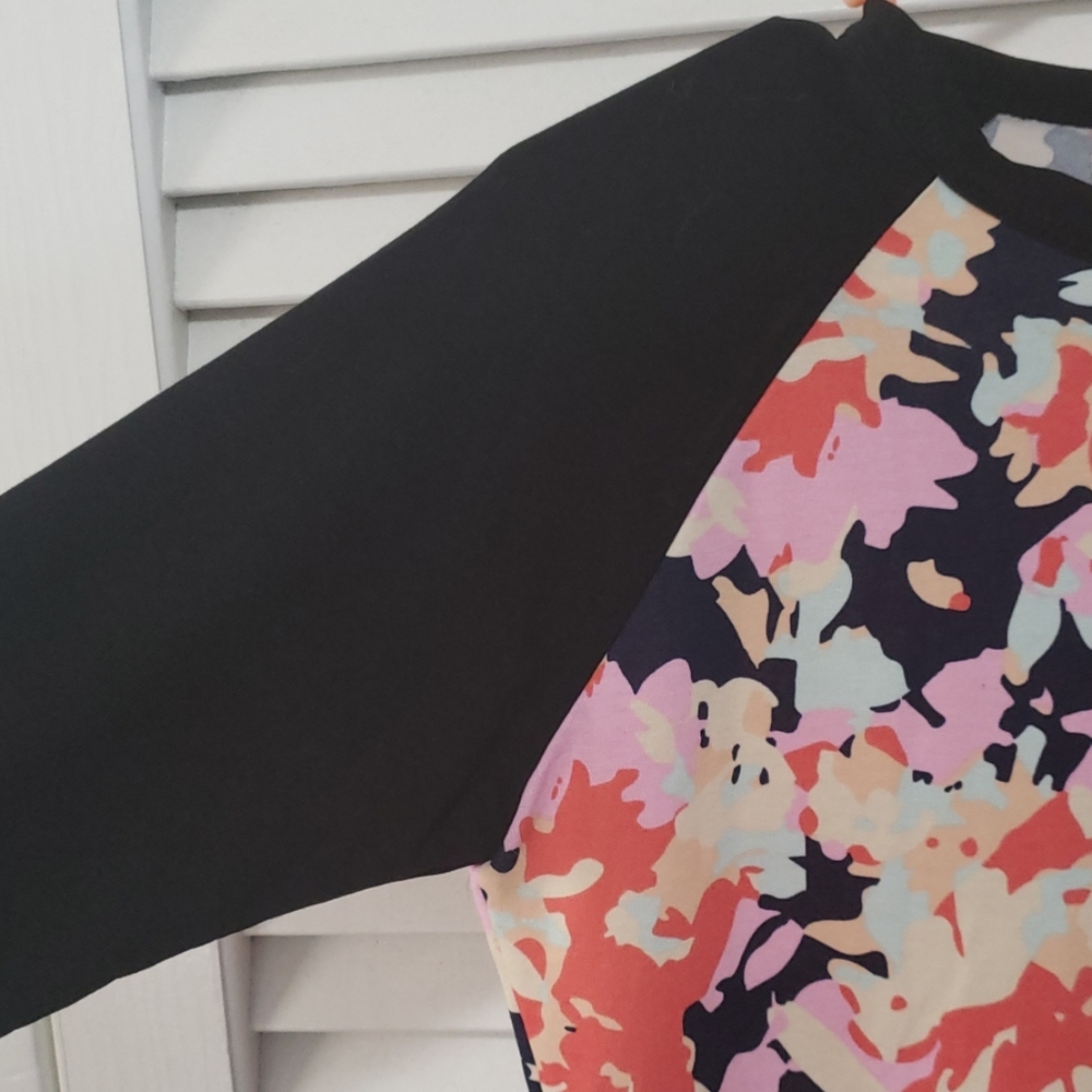 Lularoe Randy - Picture 4 of 4